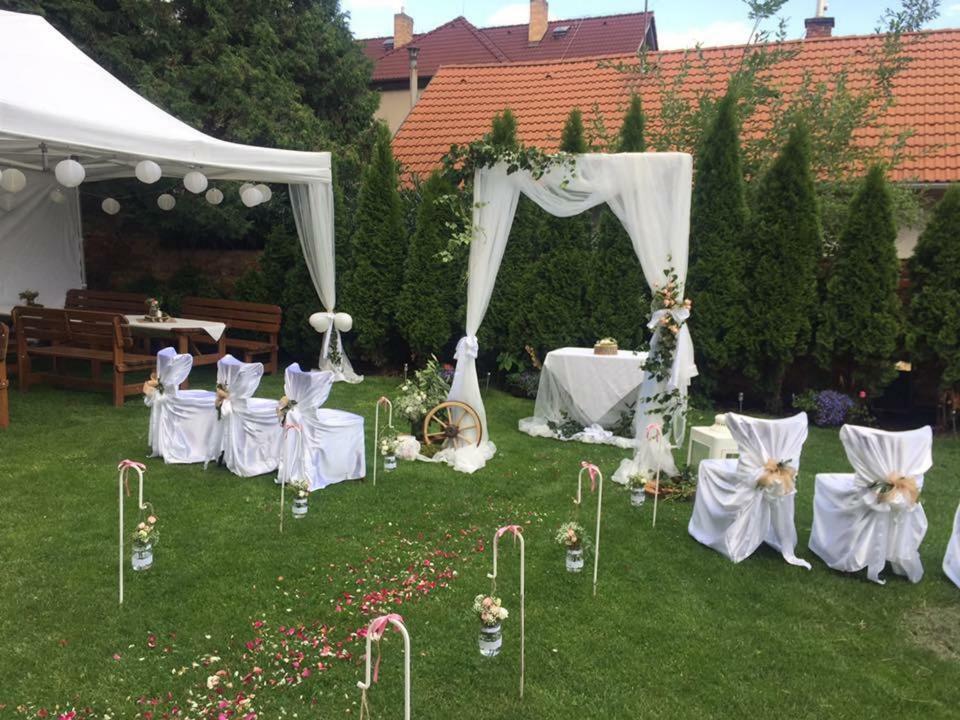 Penzion V Zatacce Plzeň Exteriör bild