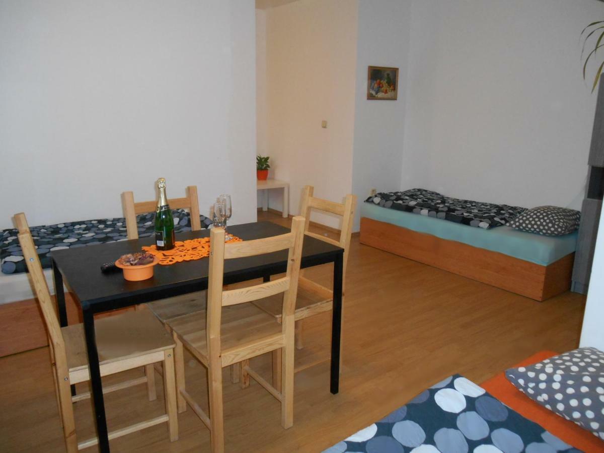Penzion V Zatacce Plzeň Exteriör bild